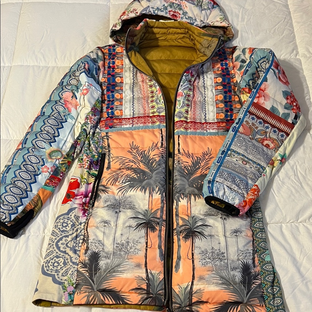 Johnny Was down, fully reversible jacket,size xs